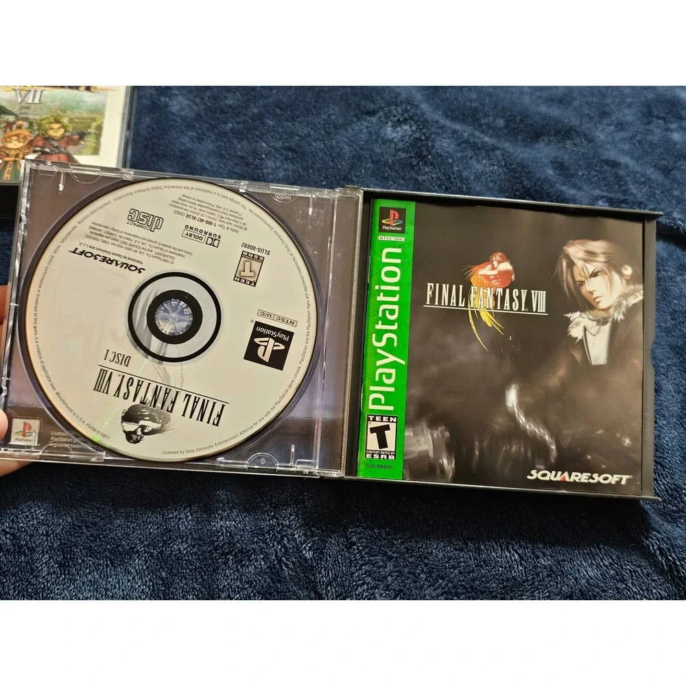 Final Fantasy VIII 8 PS1 PlayStation Greatest Hits 4-Disc Set Squaresoft RPG